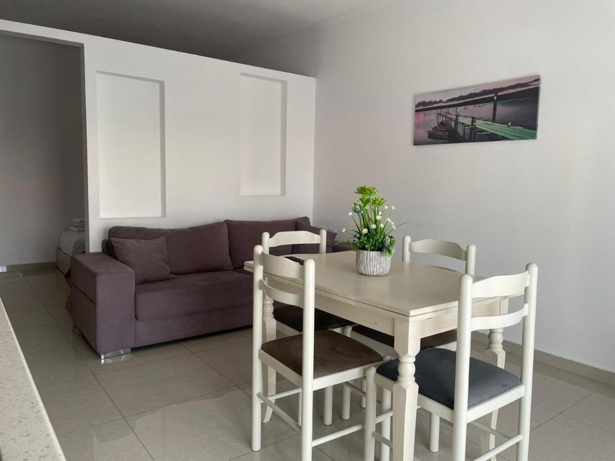 Kraal Apartments Vlorë Eksteriør billede