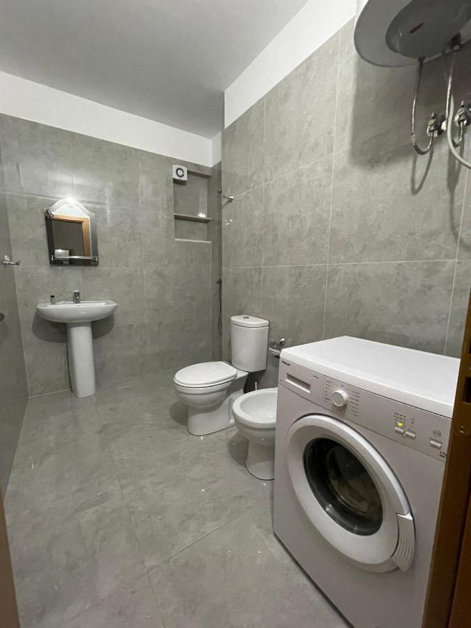 Kraal Apartments Vlorë Eksteriør billede