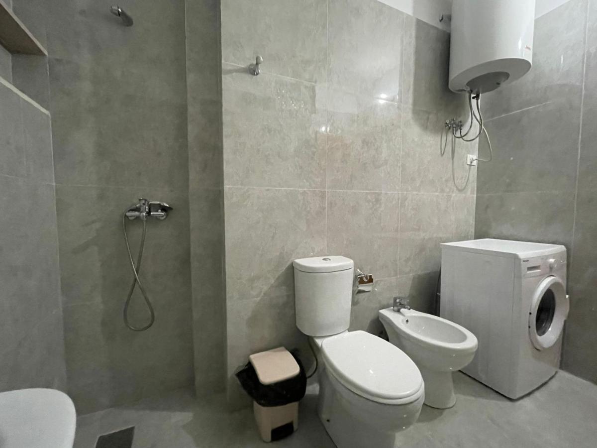 Kraal Apartments Vlorë Eksteriør billede