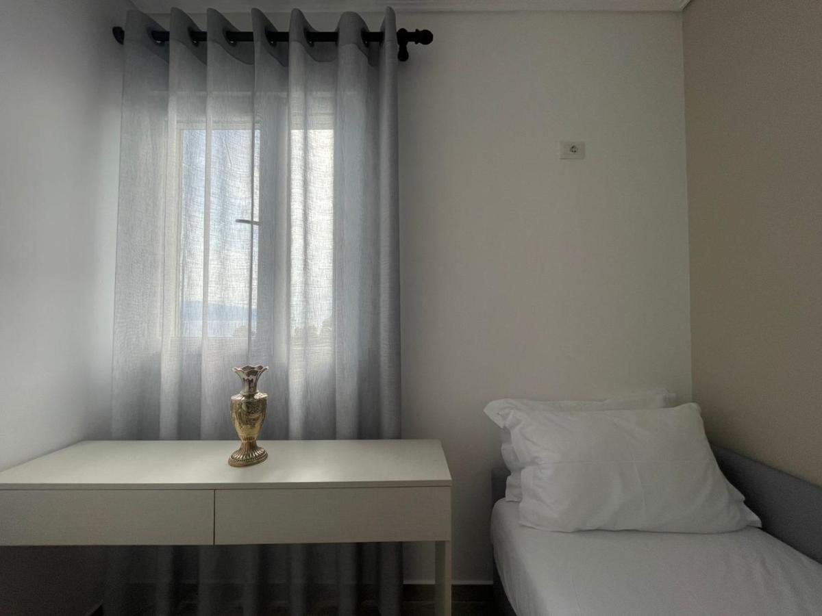 Kraal Apartments Vlorë Eksteriør billede