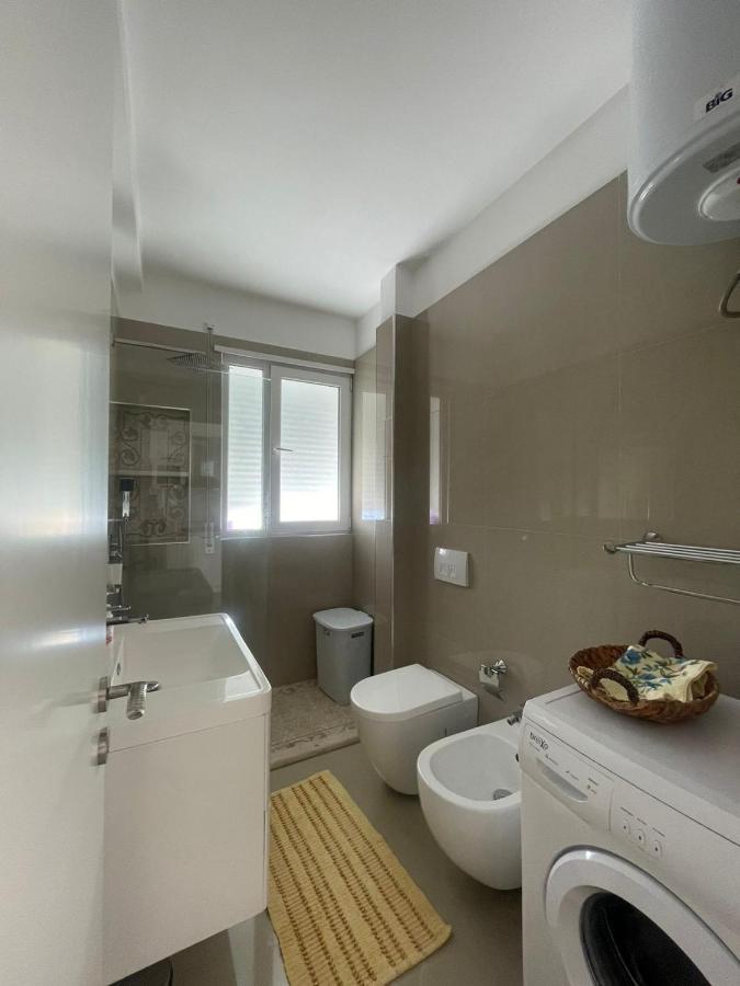 Kraal Apartments Vlorë Eksteriør billede