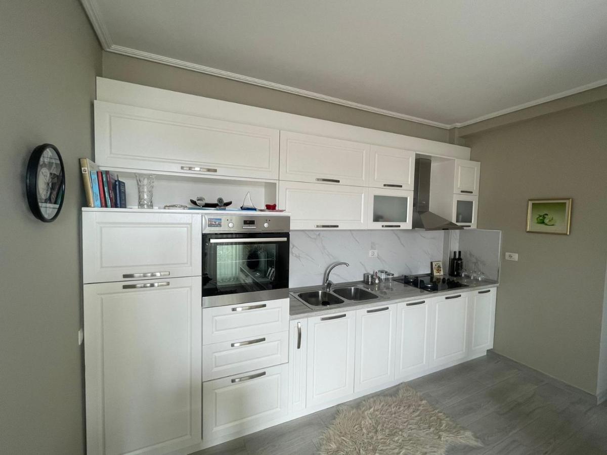 Kraal Apartments Vlorë Eksteriør billede